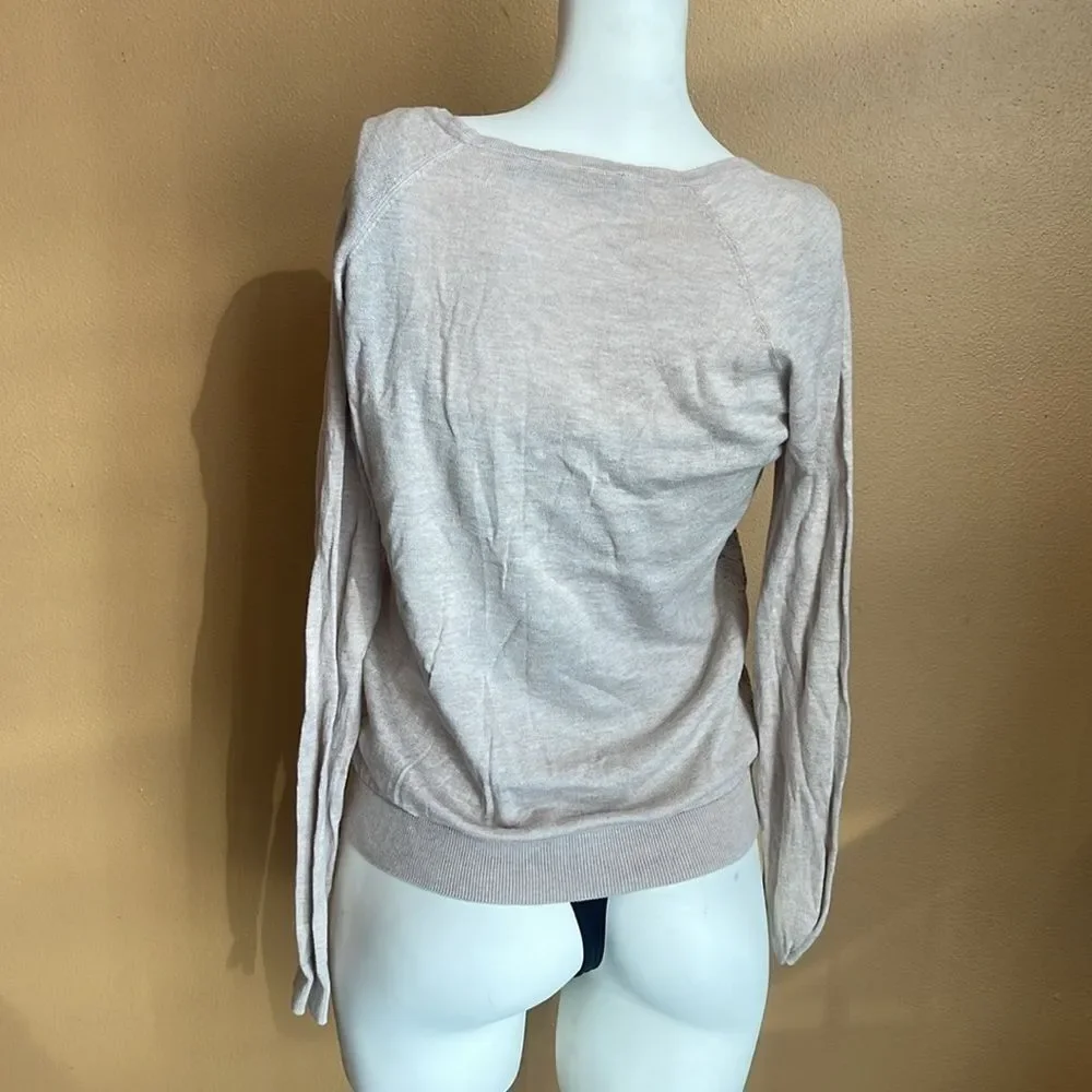 Outback Red Size S Pullover Sweater